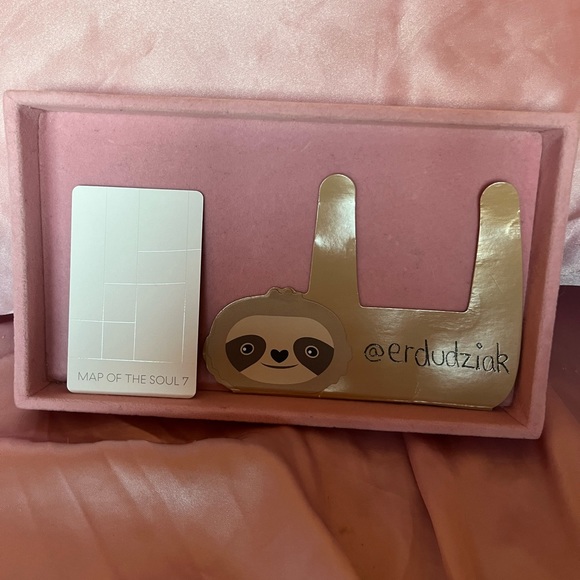 WTS $15

~ Jimin pc MOTS 7 ver. 2 - Picture 2 of 2